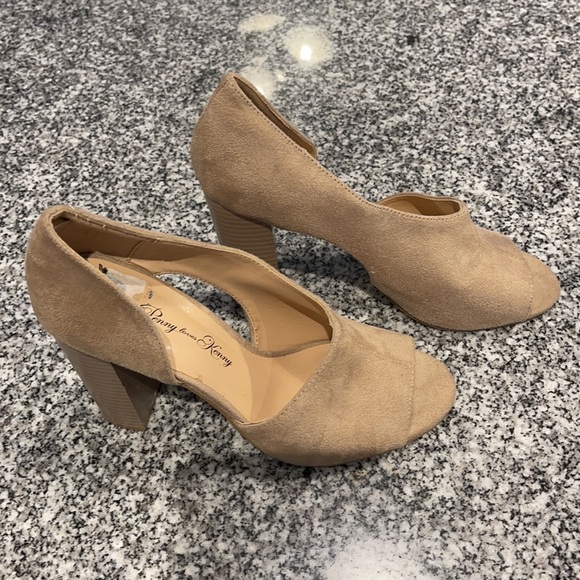 Penny loves Kenny beige shoes size 8 1/2 - Picture 2 of 4